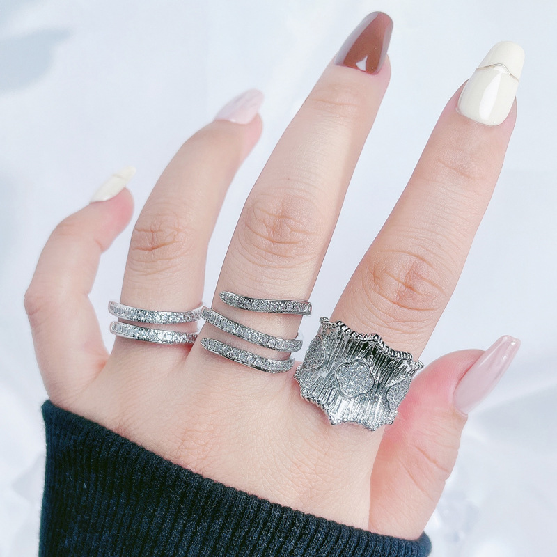 Irregular-line micro-inlaid elegant open ring for women, exquisite and versatile, light luxury and high-end, niche cold style ring Specification drawing