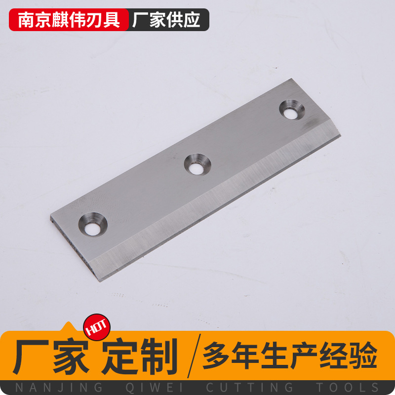 The material of the roller knife of the three-dimensional dicing machine is selected as durable and not easy to wear out. It is a fruit and vegetable dicing machine for restaurants and hotels details Picture