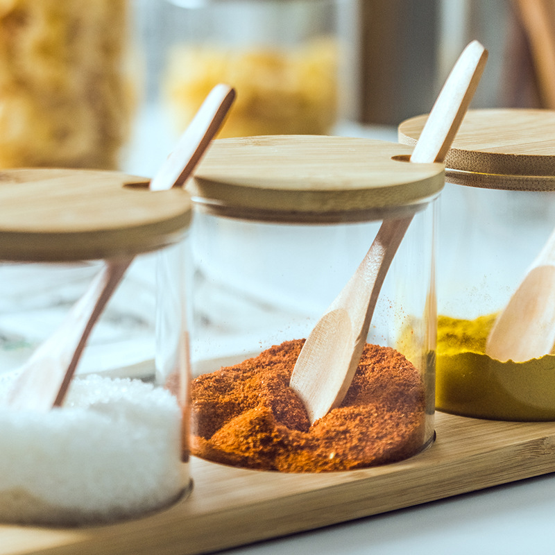Transparent glass seasoning jar set, kitchen salt jar, seasoning box, household storage jar, sealed jar for preservation Application Scenario