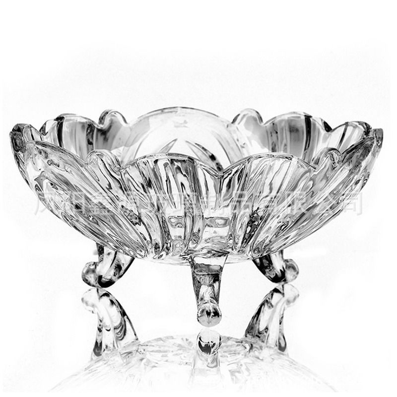 Summer high-legged glass fruit platters, household European-style snack platters, crystal platters, living room dessert tables, triangular fruit platters wholesale Item Picture