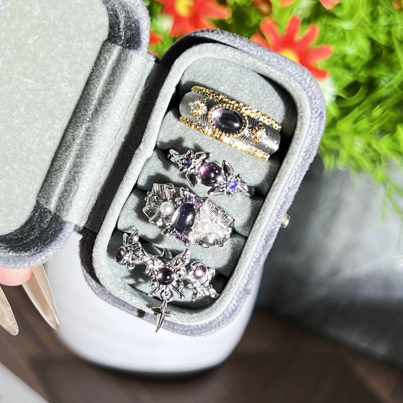 French retro brushed skirt edge purple diamond egg surface unique personality open ring, women's niche design sense light luxury ring Specification drawing
