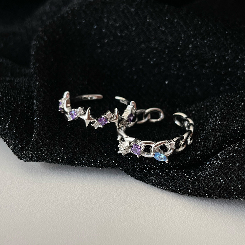 A niche design sense purple diamond zircon star chain open ring, a sweet and cool style for women to wear in layers, a fashionable and stylish ring trend details Picture