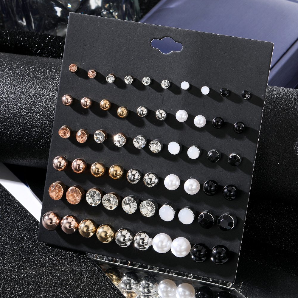 New cross-border pearl stud earrings from Europe and America, creative, simple and retro. 30-pair set of artificial pearl embedded diamond stud earrings Application Scenario