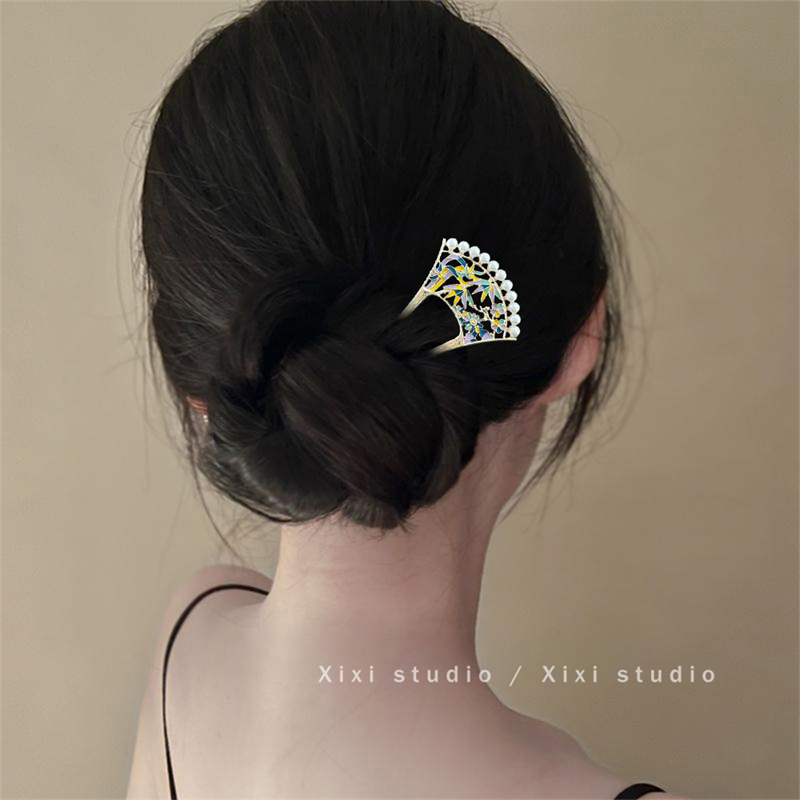 Classical and elegant pearl hollowed-out fan-shaped hairpin, new Chinese-style hairpin, women's high-end touch, summer hair accessory Specification drawing