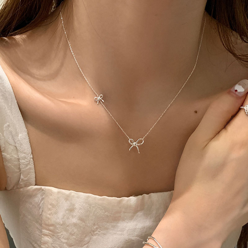 Simple and versatile bow necklace, elegant and fashionable, trendy and versatile neckchain, collarbone chain details Picture