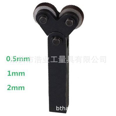 Mesh knurling knife embossing wheel 0.3 Chuan Te 0.4 0.6 0.8 1.0 2.5 Lathe cross double-wheel knurling knife Application Scenario