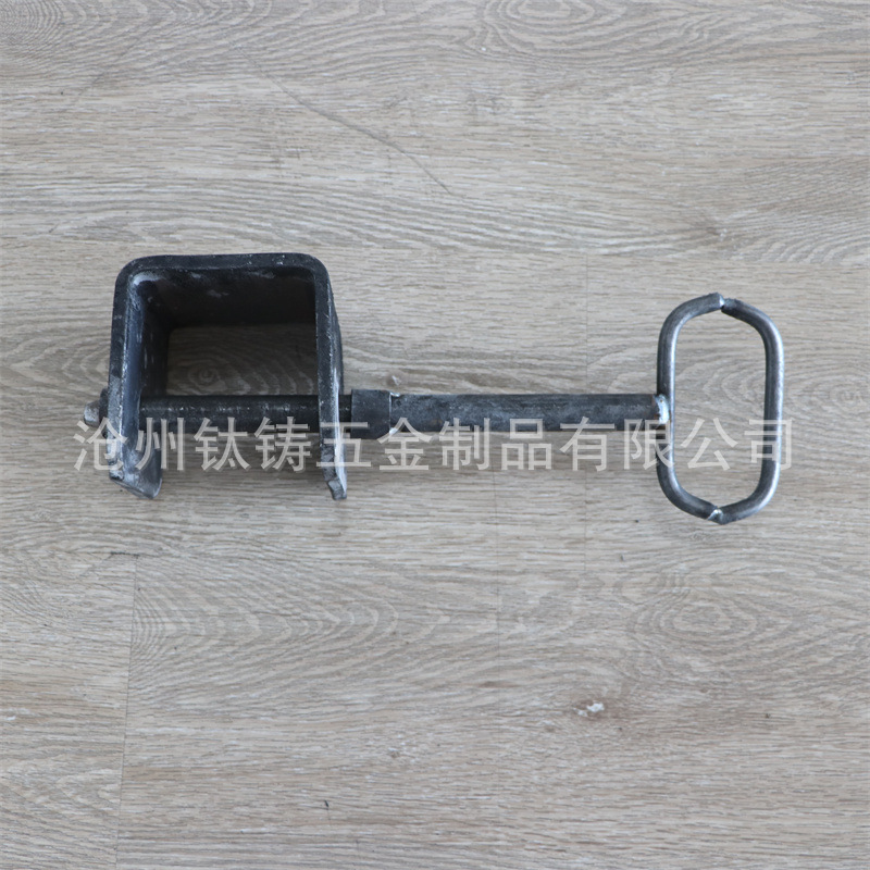 Workstation tools: Car material rack, turnover workstation, towing, Changan Ford Seres tooling vehicle, towing hook, drag hook Application Scenario