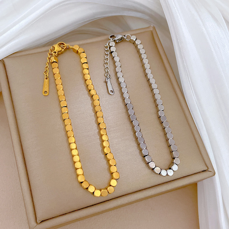 【 All-titanium Steel 】 Dongdaemun, minimalist and cold style box chain bracelet, female Internet celebrity, retro best friend details Picture