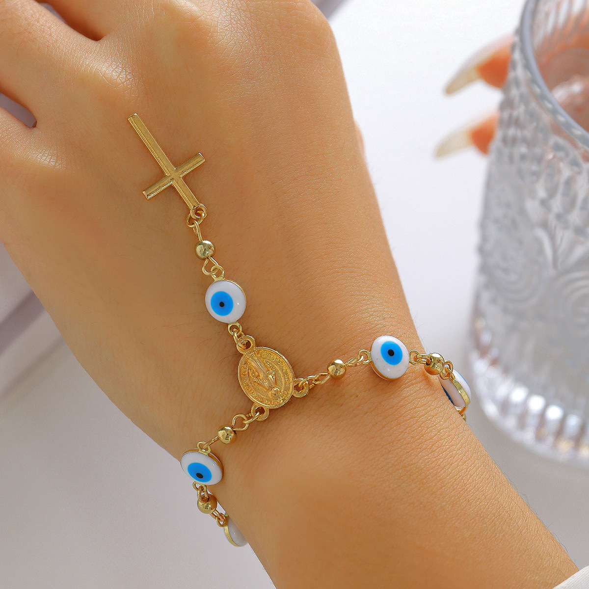 European and American cross-border jewelry, Bohemian style evil eye chain necklace, retro niche cross necklace Specification drawing