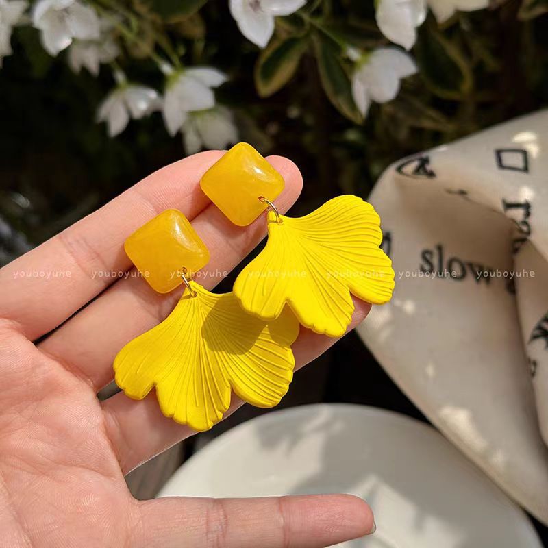 Yellow earrings, 2025 new summer style, high-end, fresh and versatile, exaggerated earrings, long and trendy earrings for women's vacation Specification drawing