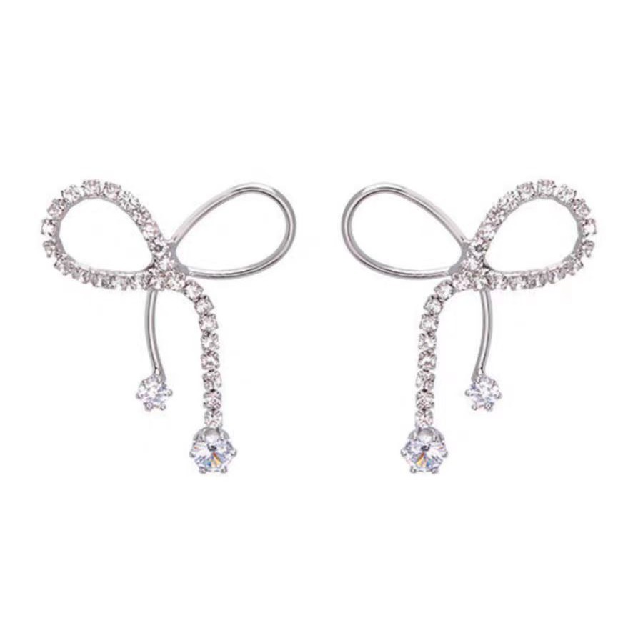 A Dream of the Milky Way ~ French design sense, super ethereal bow and diamond earrings, super dazzling water drop stud earrings Item Picture