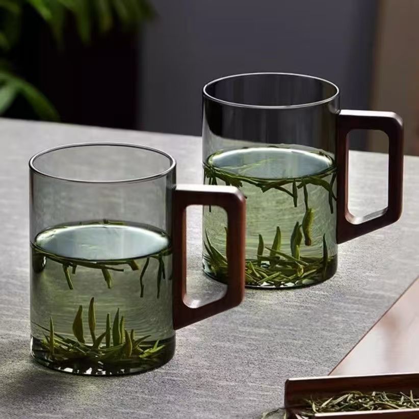 Wooden glass cups, high-temperature resistant tea cups and water cups for home living rooms, large-capacity transparent drinking cups for office guests full figure