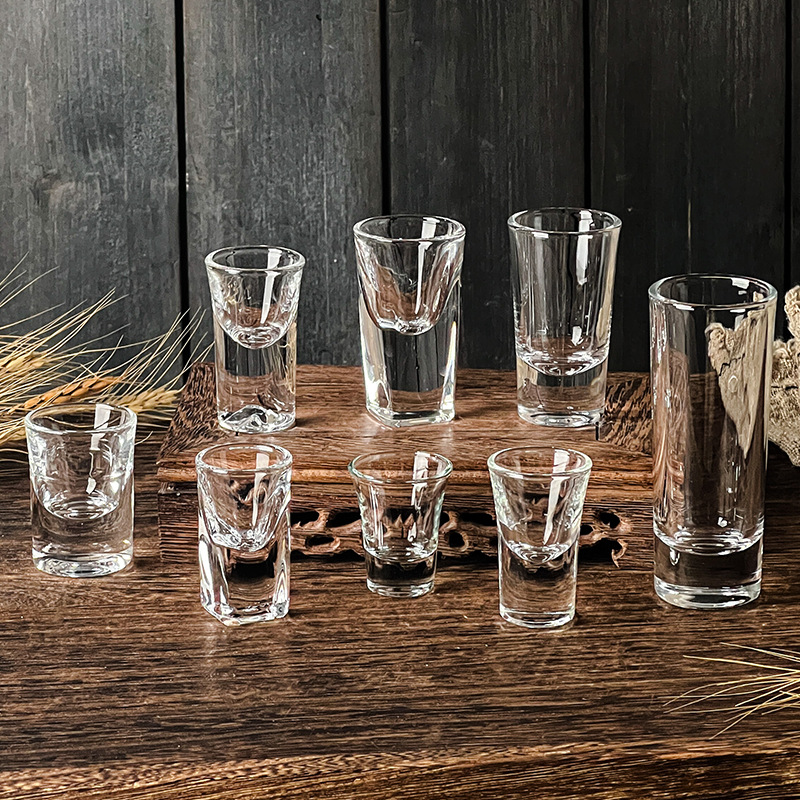 Guizhou glass Baijiu cup gift box set, 23ml bullet cup small wine glasses, factory wholesale full figure