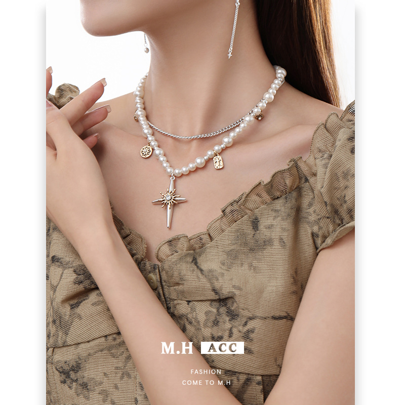 Original pearl four-pointed star necklace, no color fading, women's summer high-end style new collarbone chain, versatile and exquisite necklace details Picture