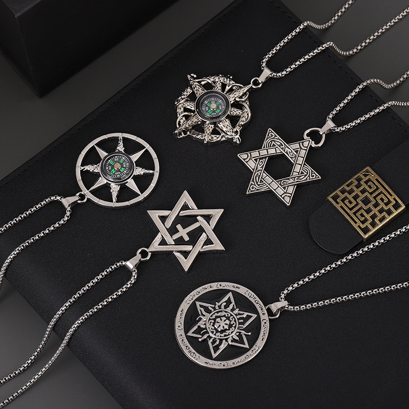 Creative new personalized hip-hop titanium steel necklace for men, retro round plate hexagram pendant, direct supply from the manufacturer details Picture