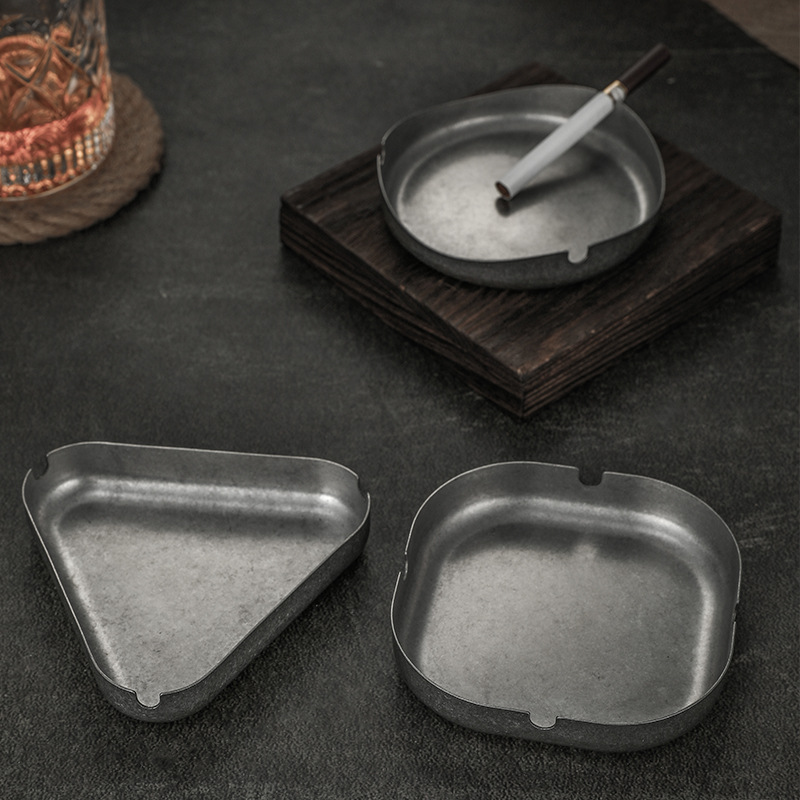 Retro and aged industrial style outdoor camping American tinplate ashtray, creative and individual snowflake grey craftsmanship, ins Specification drawing