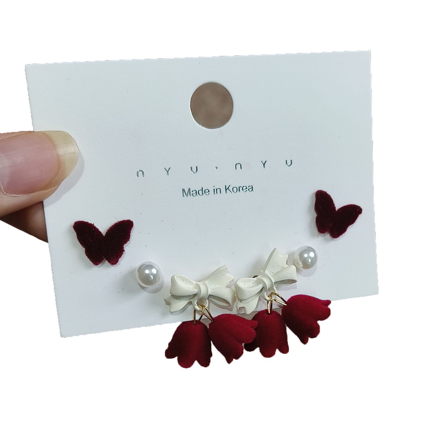 Red velvet set with bow stud earrings for autumn and winter, featuring a retro feminine charm, exquisite and festive, and a unique design sense Item Picture
