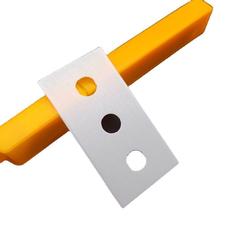 Tungsten steel three-hole blade, film tape slitting blade, alloy blade, slitting lithium battery aluminum foil, tungsten steel blade, thin cutting blade Item Picture