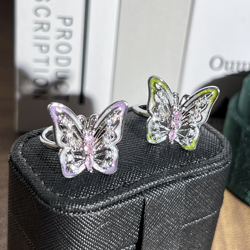 European and American punk sweet and cool gradient three-dimensional butterfly opening ring for women on Instagram, cold style, exquisite, fashionable and individual ring Application Scenario