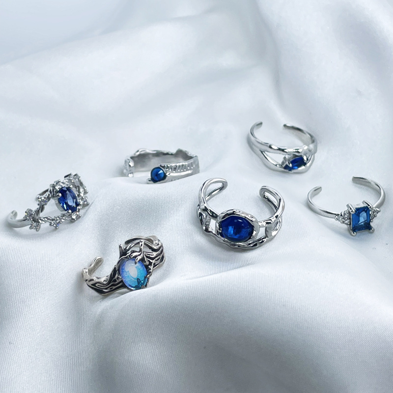 A sweet and cool, niche design blue zircon open ring, a sophisticated, light luxury, fashionable and versatile index finger ring for women full figure