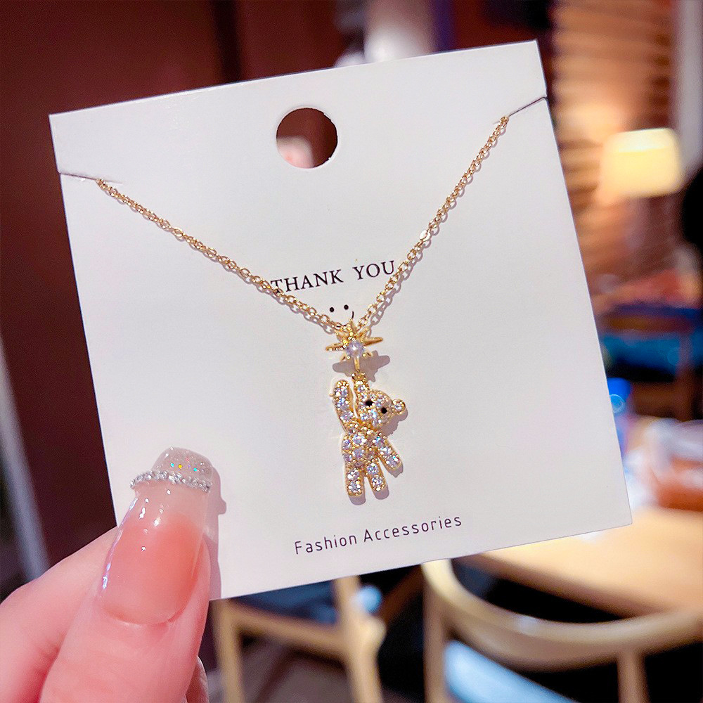 Light luxury sparkling diamond bear pendant, ins trendy hip-hop necklace, versatile and simple for women, 2025 new long collarbone chain details Picture