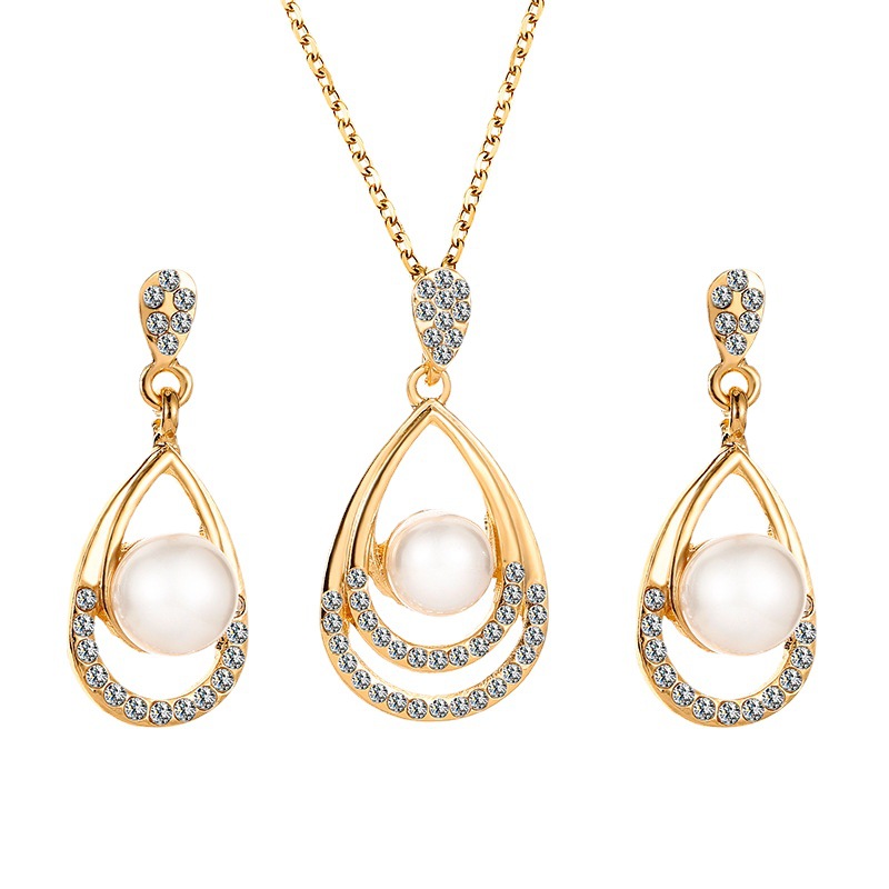 Fashionable pearl jewelry set, elegant teardrop-shaped necklace, stud earrings, two-piece set, personalized and elegant bridal accessories wholesale Item Picture