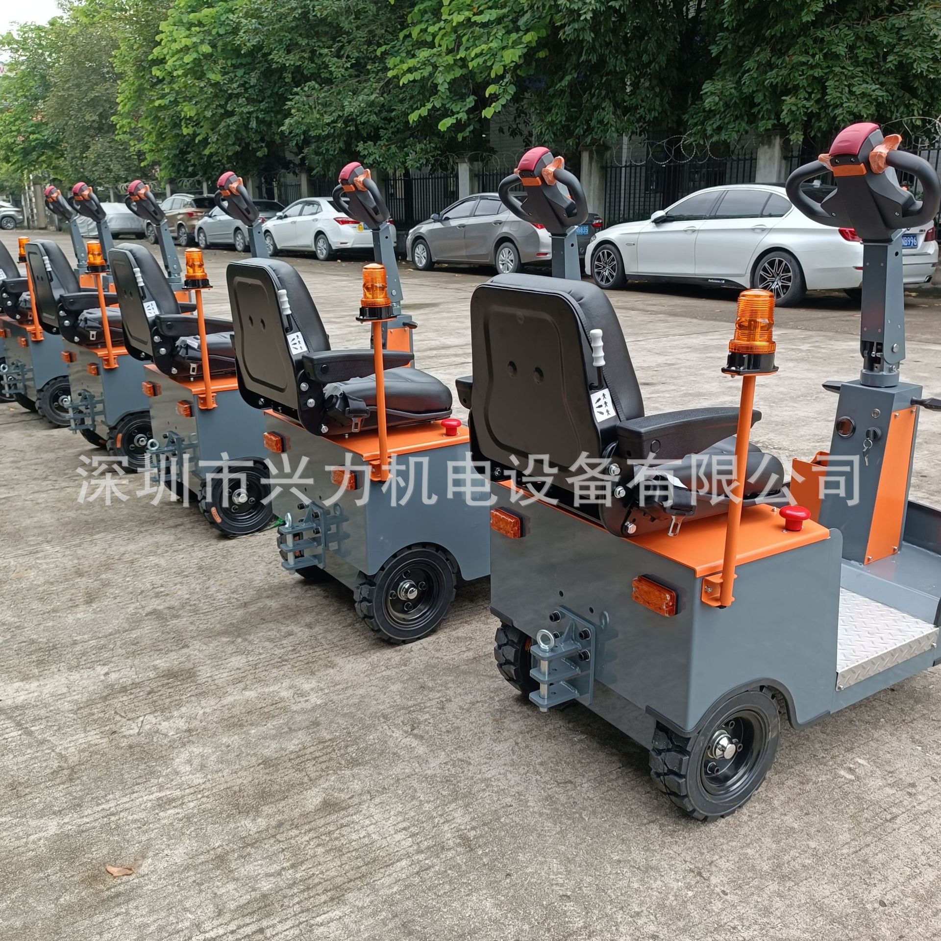 A ride-on tractor, an open electric tractor, or a stand-up towing trailer with a capacity of 1.5 to 3 tons is easy to pull Specification drawing