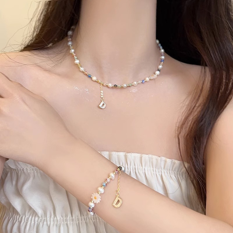 Colorful Daisy letter pearl beaded necklace for women, 2023 new trendy spring and summer necklace, forest-themed sweet collarbone chain full figure