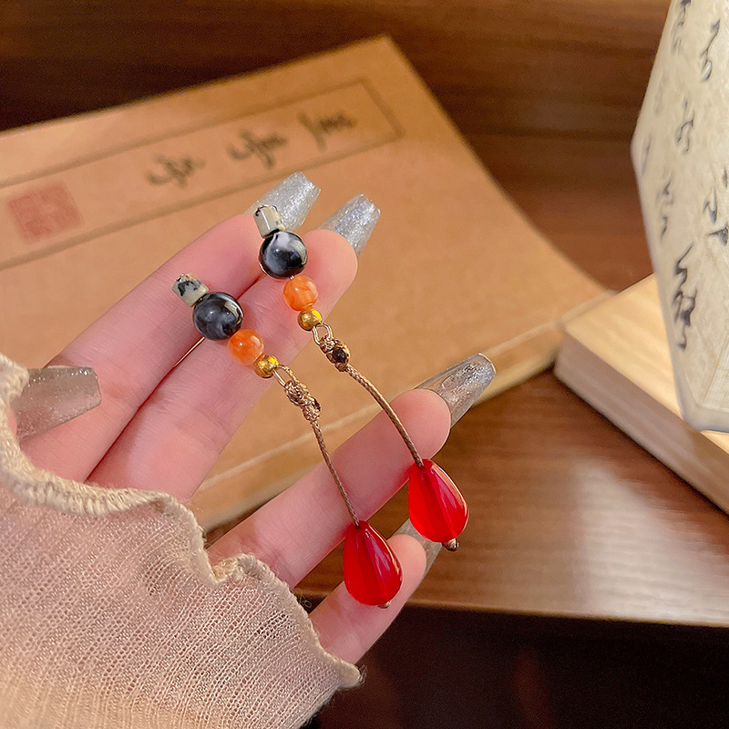 New Chinese-style ancient-style beaded tassel earrings, women's traditional Chinese style simple water drop earrings, elegant cheongsam Hanfu earrings wholesale full figure
