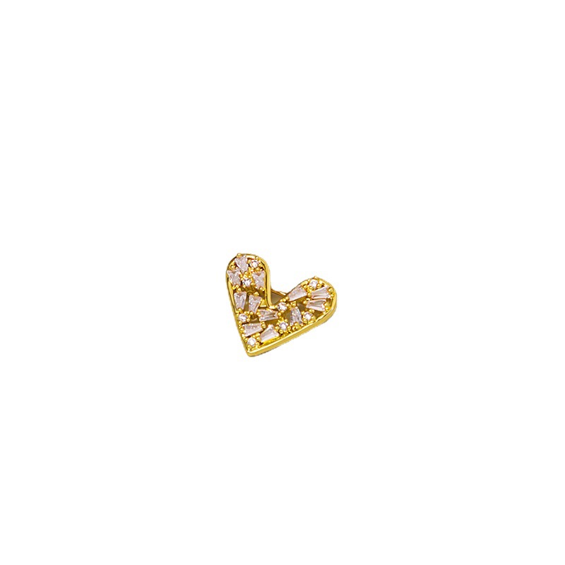 New heart-shaped brooch with anti-exposure clasp, a high-end and simple fixed dress for women, is a versatile and simple accessory Item Picture