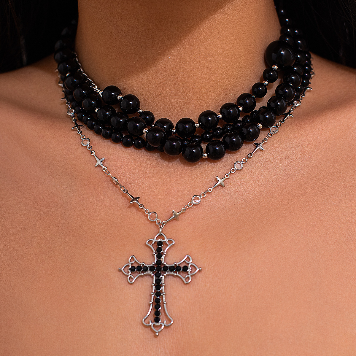 Dark style acrylic beaded necklace, cross pendant and long collarbone chain for cross-border European and American jewelry, versatile for women Specification drawing