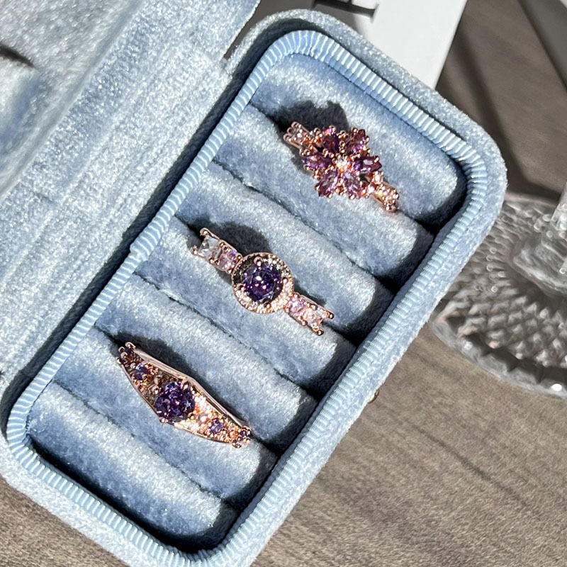 A light luxury, super fairy-like rose gold purple diamond, high-end open ring, sweet, cool, fashionable, niche and cold style ring trend for women Application Scenario