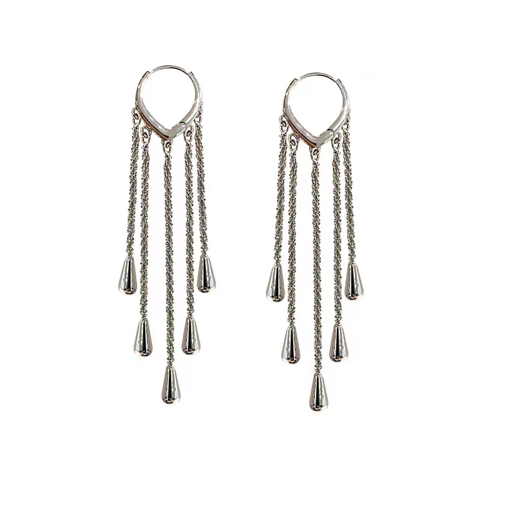 Light luxury and high-end, sparkling water drop tassel heart-shaped ear buckles, women's Instagram niche design, versatile and simple earrings Item Picture