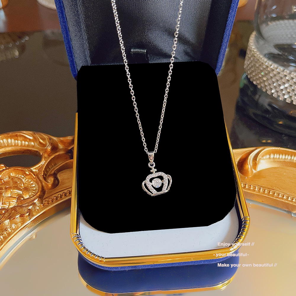 The new crown necklace with a light luxury and cold style for women, the sweater chain with a fashionable and high-end feel, the pendant with a versatile design, and the collarbone chain full figure