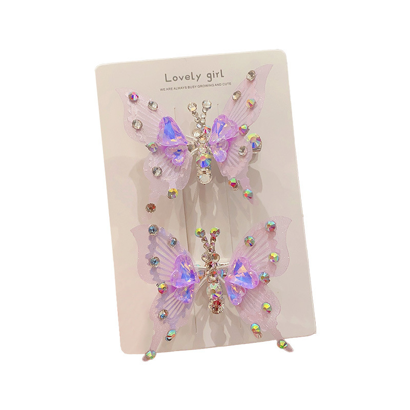 The moving butterfly hairpin can fly with diamonds. It's a super fairy child hair accessory. It's a children's butterfly hairpin. The female wings can move Item Picture