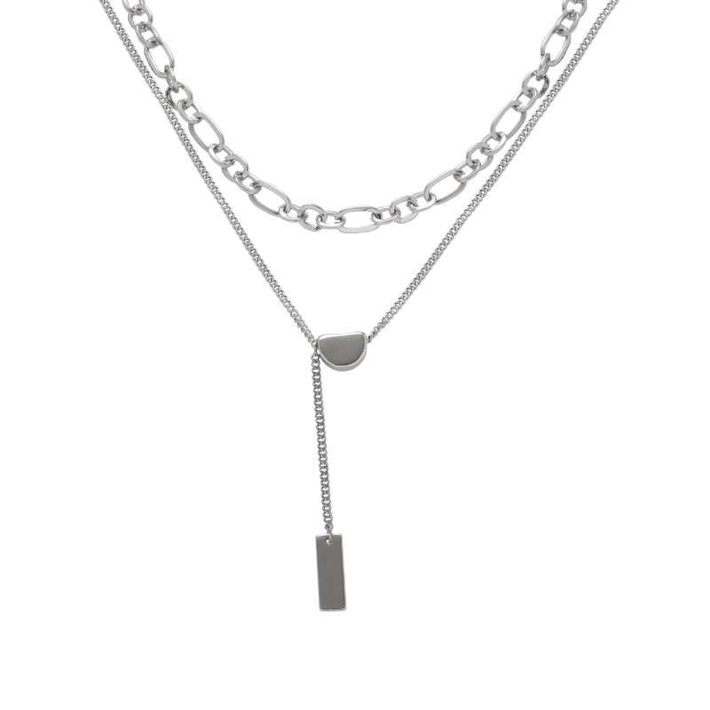 Original design geometric necklace for women, light luxury, simple and versatile collarbone chain, European and American Internet celebrity commuter style necklace, with a sense of high-end Item Picture