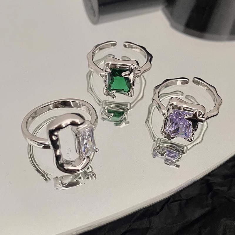 Korean colorful light luxury zircon star ring women's fashion style, unique and niche design, high-end feel, ins cold style full figure