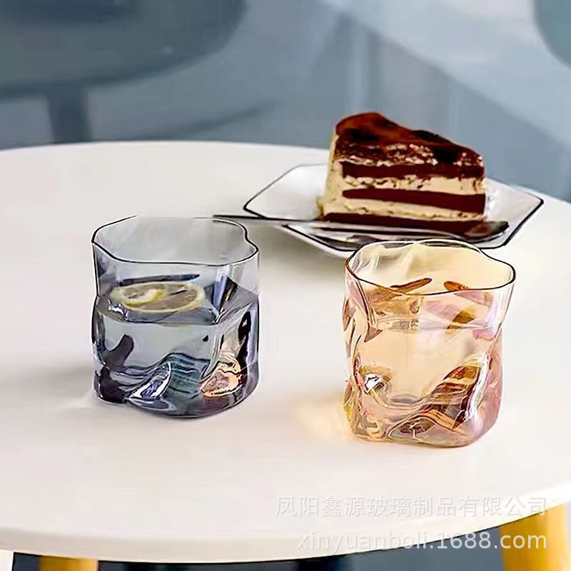 Ins-style glass cups, household water cups, girls' high school appearance level, Internet celebrity twist cups, juice tea beer mugs, gift wholesale full figure