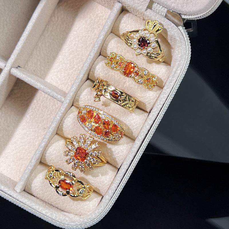 Korean style sweet and cool red diamond elegant, light luxury and high-end open ring, women's Instagram cold style fashionable and exquisite index finger ring details Picture