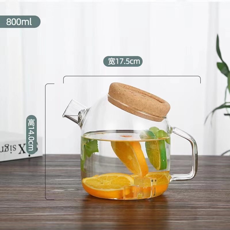 Nordic high-temperature resistant high borosilicate glass boiling water teapot, cute household flower and fruit teapot, large capacity, simple tea set Application Scenario
