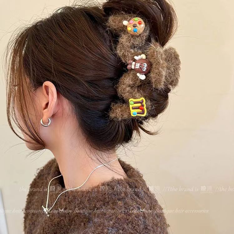 Fun original plush hairpin, cute girl, big wave candy, cartoon grab clip, large amount of hair, large shark clip hairpin Specification drawing