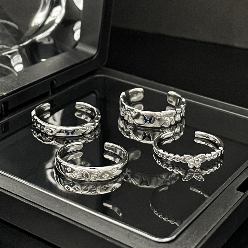 The new best-selling butterfly couple open ring, with a light luxury and high-end feel, features a simple, niche and individualistic cold style Specification drawing