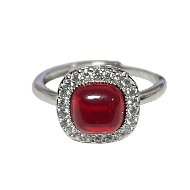 High-end retro candy colored gemstone ring for women, adjustable and versatile, sweet and cool, fashionable and light luxury style food ring Item Picture