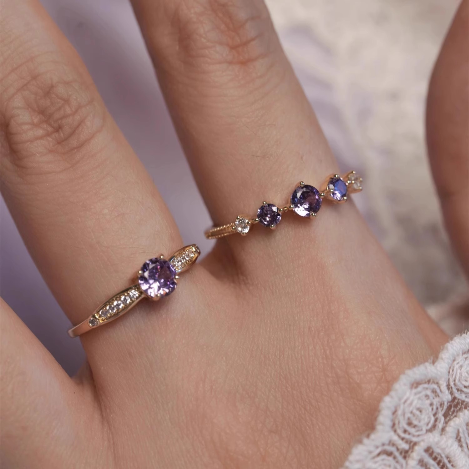 A limited edition French retro shining purple zircon ring for midsummer night, a gentle, luxurious and high-end open-top ring for women Specification drawing