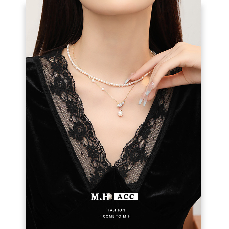 Asymmetrical pearl zircon necklace for women, simple gold collarbone chain, ins brass gold-plated fine chain pendant details Picture