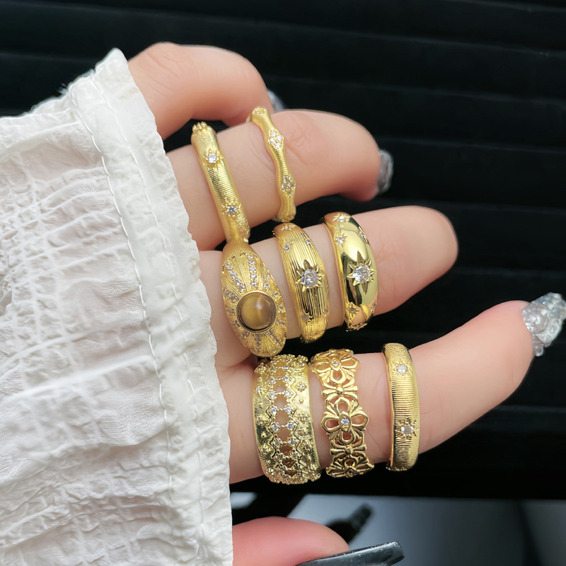 Fashionable brushed and hollowed-out retro high-end texture open ring for women, wide version starlight simple and individual food ring Specification drawing