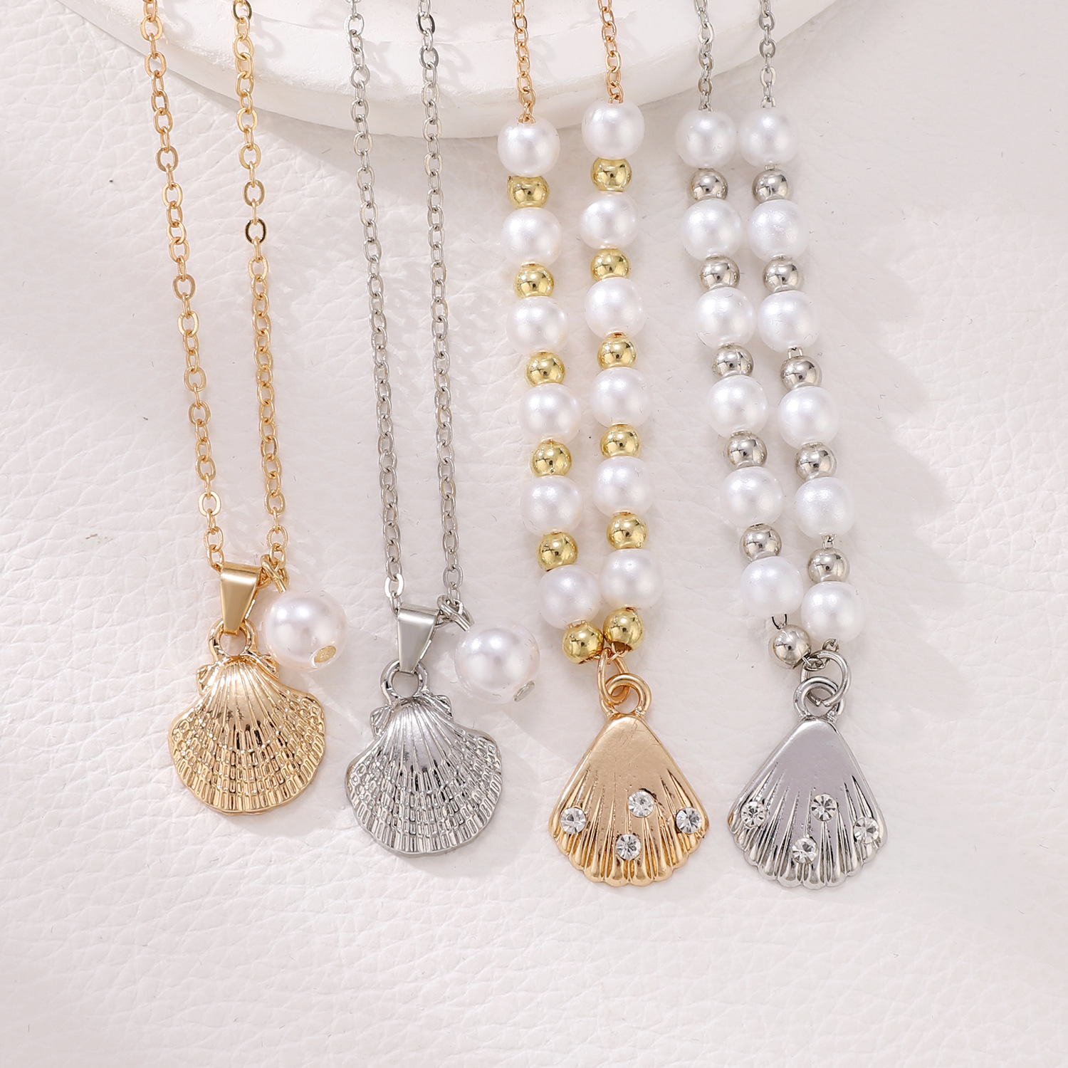 French retro shell diamond-encrusted pearl necklace stud set for women, European and American cross-border fashion jewelry set of three pieces Specification drawing