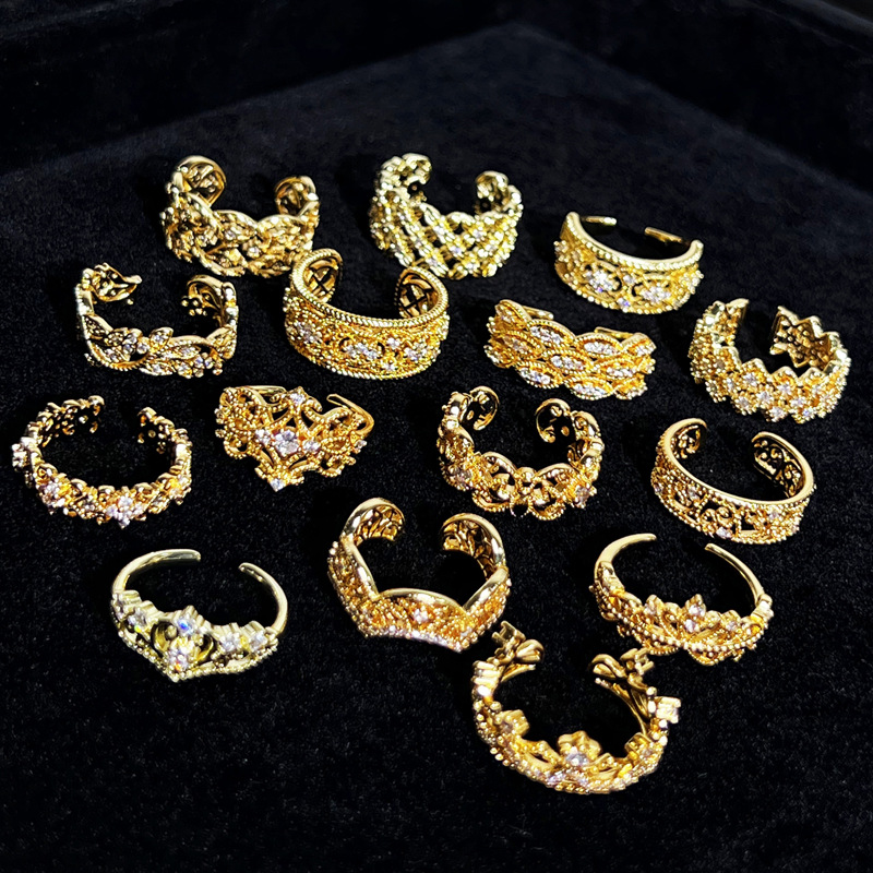 Ancient-style lace-inlaid hollowed-out ring, a retro, niche, light luxury, fashionable and trendy accessory with a versatile pattern for the index finger ring Application Scenario
