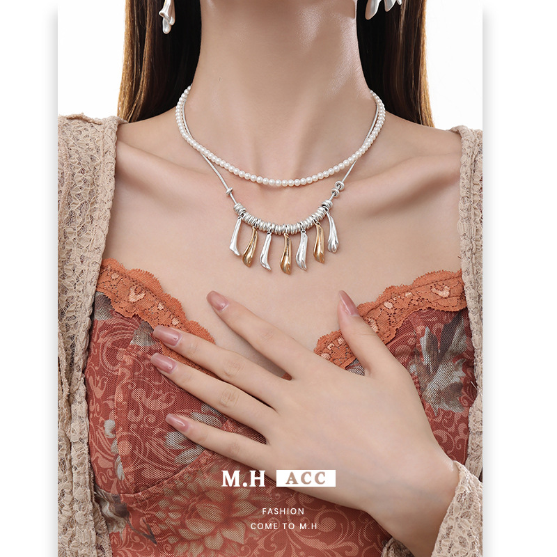 European and American exaggerated pearl necklace accessories for women's summer new double-layer overlapping collarbone chain original niche trendy necklaces details Picture