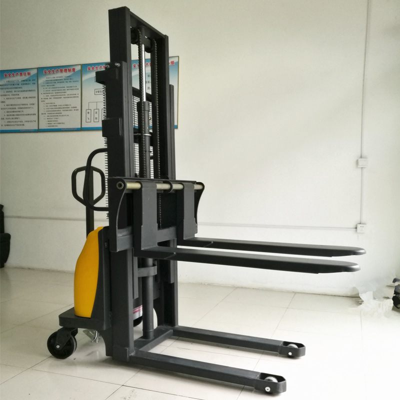 Semi-electric stackers, small electric forklifts, elevated handling carts, push carts, electric forklifts, elevators Application Scenario